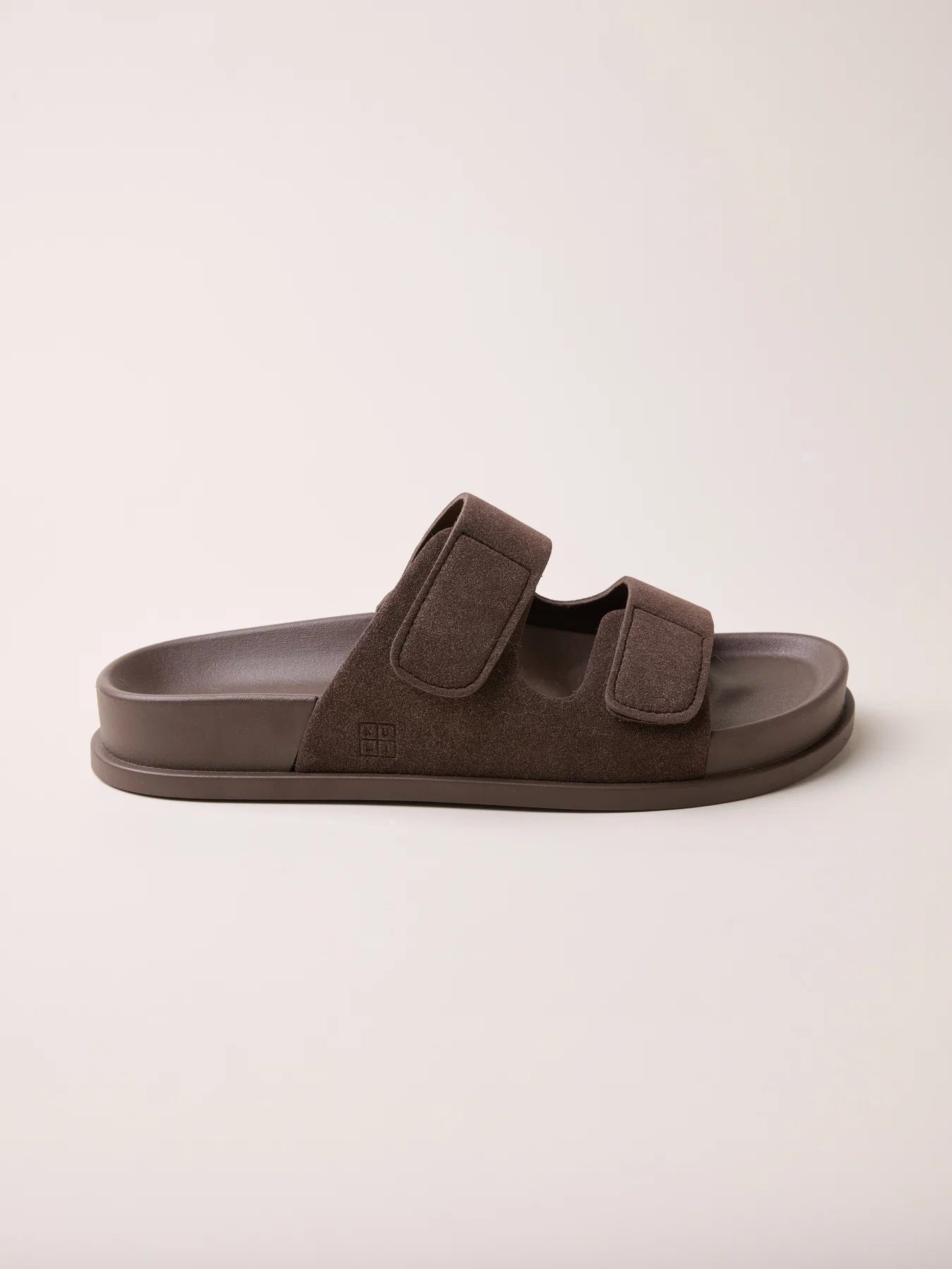 kumi Two strap slides - חום