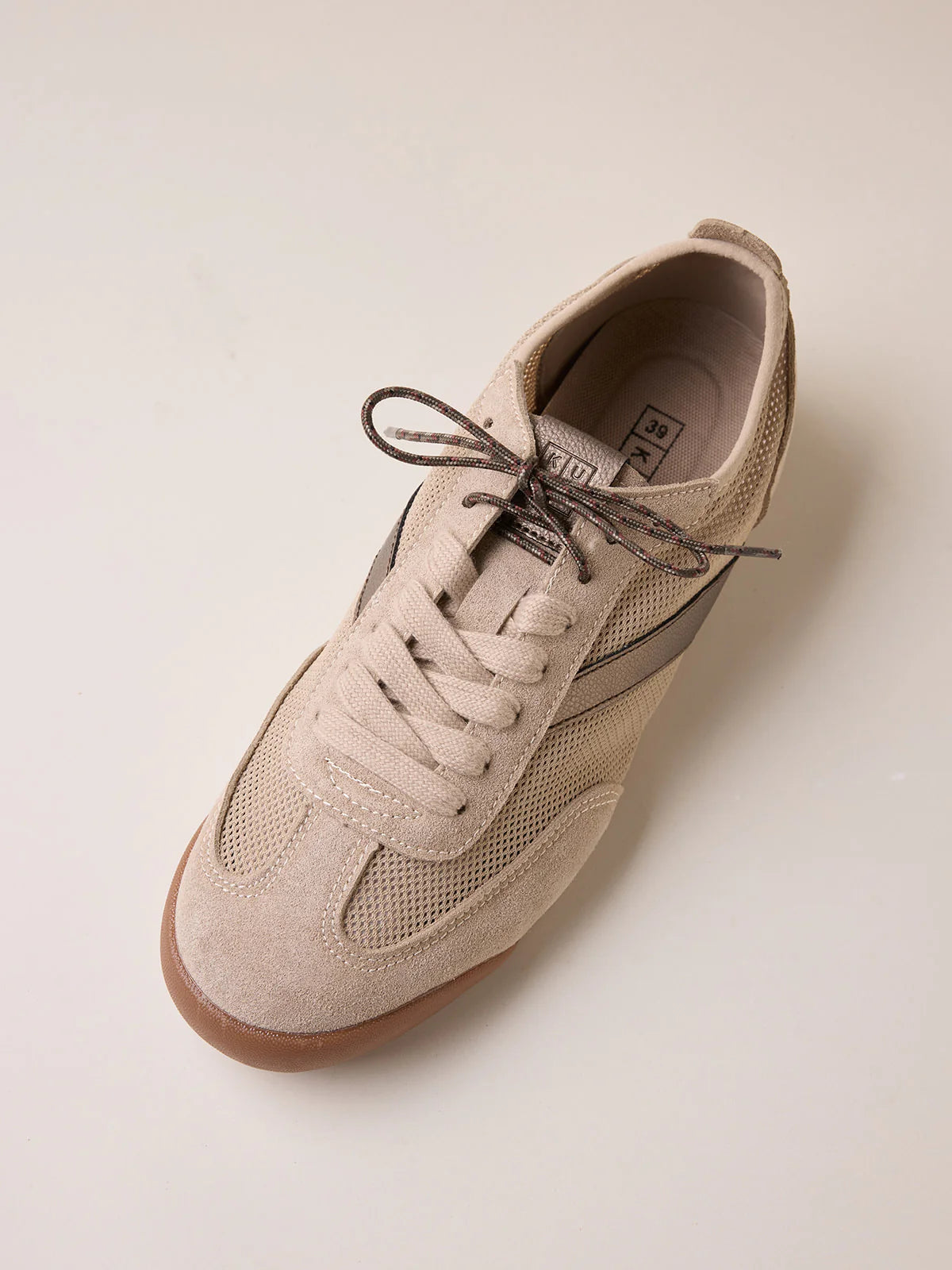 Airy Breeze sneakers - אבן