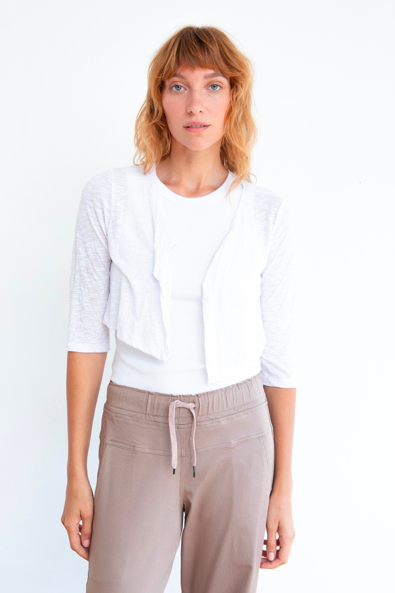 עליונית ברברה - לבן